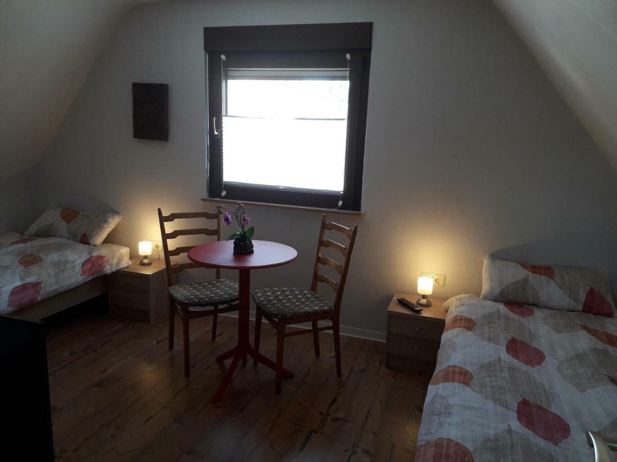 Zimmervermietung St.Wendel Sankt Wendel Esterno foto